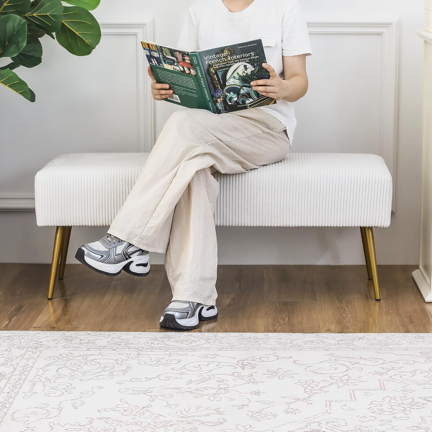 Upholstered Ottoman Bench – Comfort Meets Everyday Style